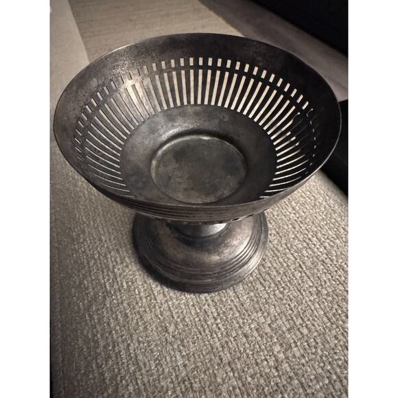 Reed & Barton Silverplate Reticulated Compote Bowl 3.25” Pedestal Candy Dish VTG - Picture 4 of 6